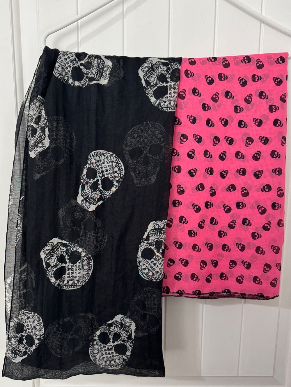 Skull face scarf pink and black bundle  💖